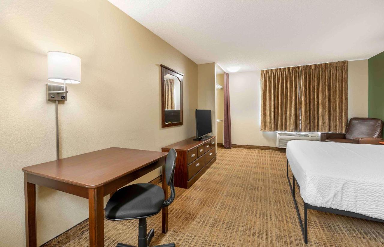 Extended Stay America Suites - Indianapolis - Airport Exterior foto